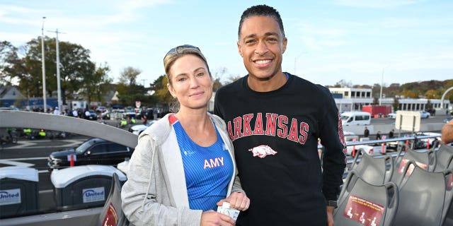 Amy Robach and TJ Holmes run during the 2022 TCS New York City Marathon on November 06, 2022.