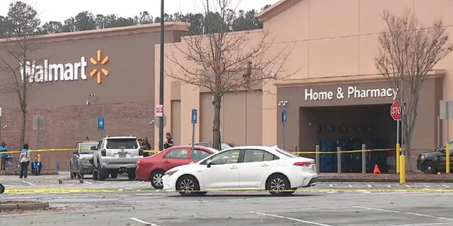 Georgia Walmart Shooting: 1 Shot Outside Atlanta-area Store As Panicked ...