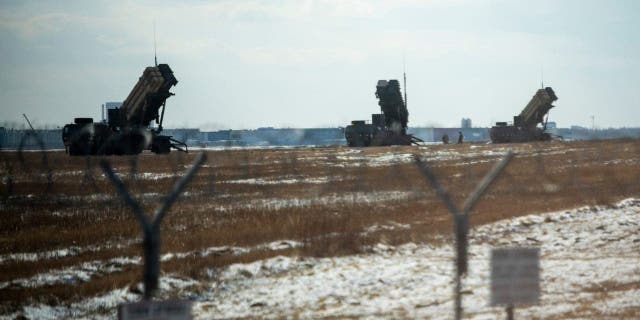 10 March 2022, Poland, Rzeszow: Three MIM-104 Patriot short-range anti-aircraft missile systems for defense against aircraft, cruise missiles and medium-range tactical ballistic missiles are located at Rzeszow Airport. 