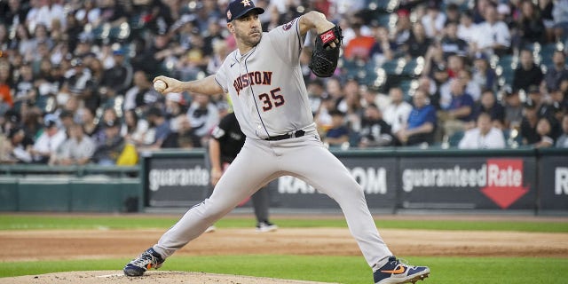 Houston Astros starting pitcher Justin Verlander delivers against the Chicago White Sox on Aug. 16, 2022, at Guaranteed Rate Field in Chicago. 