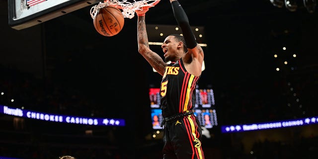 Hawks All-Star guard Dejounte Murray out multiple weeks with ankle