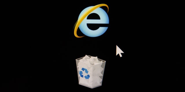 ANKARA, TURKIYE - DECEMBER 19: In this photo illustration, the logos of Internet Explorer and My Computer are seen on a screen in Ankara, Turkiye, on December 19, 2022. 
