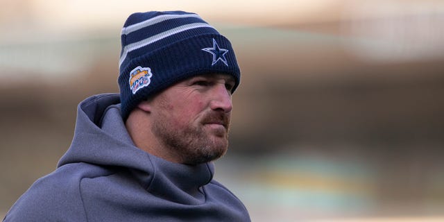 Jason Witten, #82 of the Dallas Cowboys, looks on prior to the game against the Philadelphia Eagles at Lincoln Financial Field on December 22, 2019, in Philadelphia, Pennsylvania.