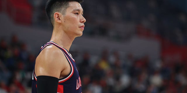 Jeremy Lin Reacts During China Basketball Association Game