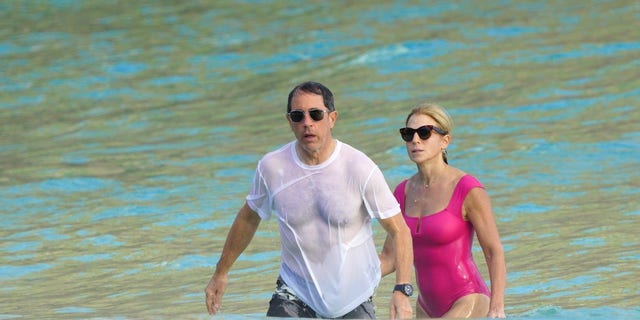 Jerry Seinfeld’s beach body is no laughing matter while on vacation in St. Barts