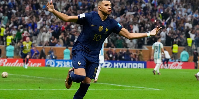 Kylian Mbappe scores goal