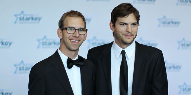 Ashton Kutcher and his twin brother, Michael Kutcher, opened up about their strained relationship in their first joint interview.