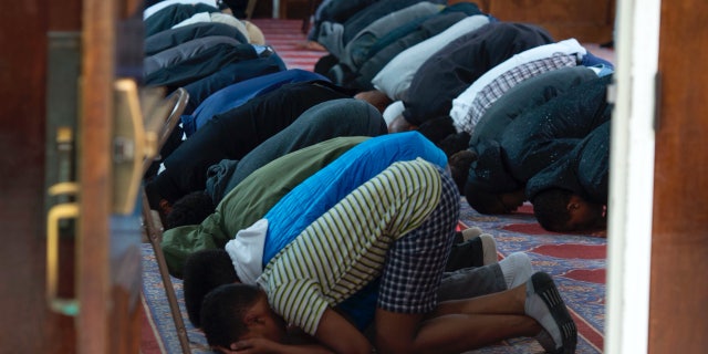 Muslims attending a town hall meeting by the Council on American-Islamic Relations(CAIR) at the Dar Al-Hijrah Islamic Center March 17, 2017, in Falls Church, Virginia.