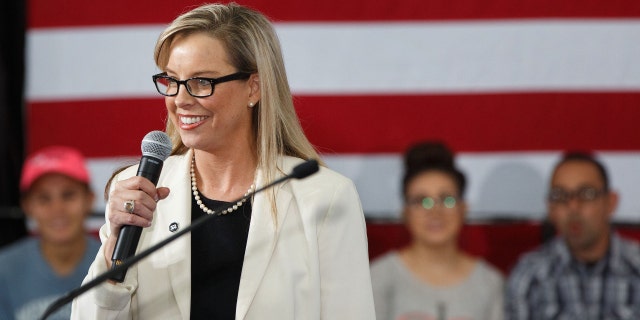 Hillary Schieve, mayor of Reno, introduces Hillary Clinton, 2016 Democratic presidential nominee, not pictured, during a campaign event at Truckee Meadows Community College in Reno, Nevada, Aug. 25, 2016. 