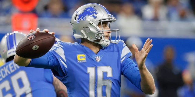 Detroit Lions' Jared Goff throws during the first half against the Minnesota Vikings, Sunday, Dec. 11, 2022, in Detroit.