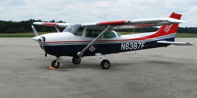 A picture of a Cessna Skyhawk (N6387F) airplane from 2014.
