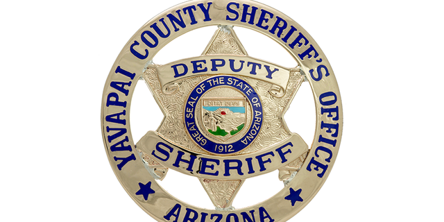 Un hombre de Arizona fue arrestado después de que lo captaran en un video agrediendo sexualmente a un niño de cuatro años.