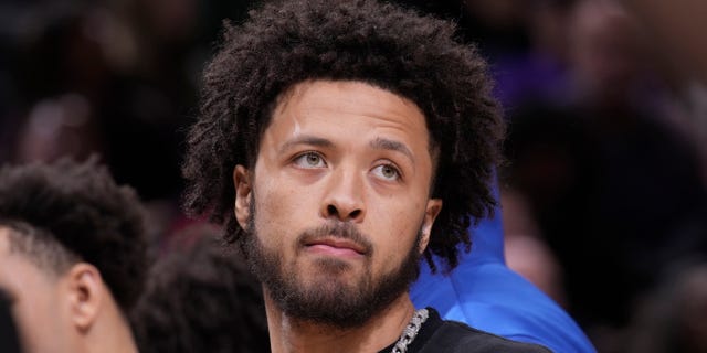 Pistons' Cade Cunningham opts for shin surgery, ending his 2022-23 season: report 2 Cade Cunningham of the Detroit Pistons looks on during the game against the Sacramento Kings on November 20, 2022, at the Golden 1 Center in Sacramento, California.