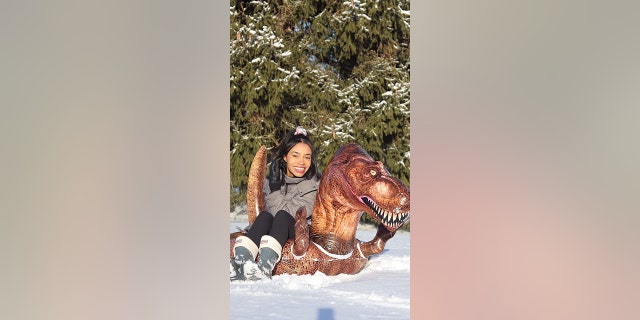Make sledding even more fun and full of imagination with this T. Rex designed snow tube by SnowCandy.