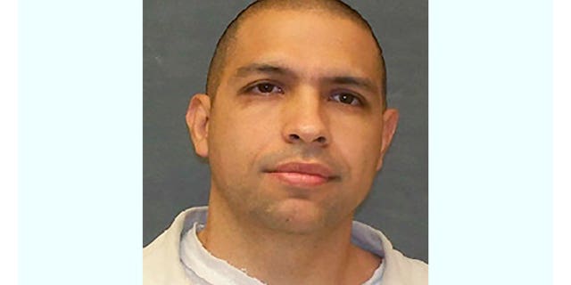 Two reviews identified numerous oversights that lead to the escape of Gonzalo Lopez from a prison bus, which lead to the death of a Texas man and his four grandsons.