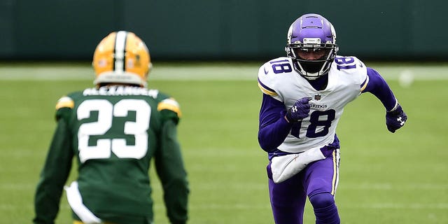 Justin Jefferson of the Minnesota Vikings works against Jaire Alexander of the Green Bay Packers during a game at Lambeau Field in Green Bay, Wisconsin, on Nov. 1, 2020.