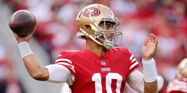 49ers’ Jimmy Garoppolo out for season after suffering foot injury vs. Dolphins