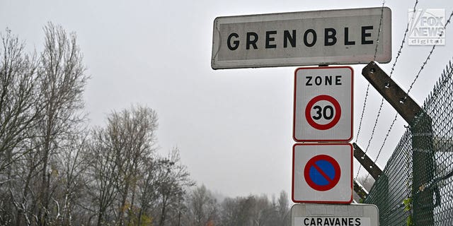 Una vista general de los límites de la ciudad de Grenoble en Grenoble, Francia, el 13 de diciembre de 2022. 