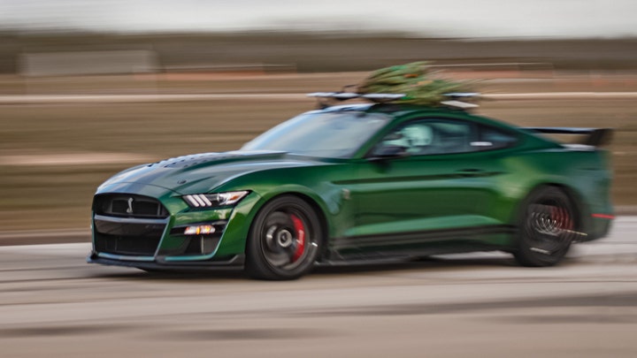 2020 Ford Mustang Shelby GT500 test drive