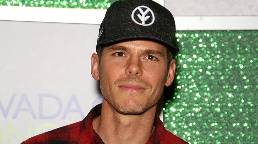 Granger Smith discusses the similarities between acting and singing