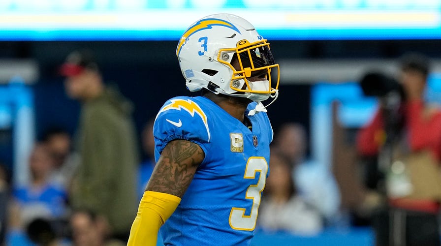 What Derwin James' record-setting deal means for Chargers