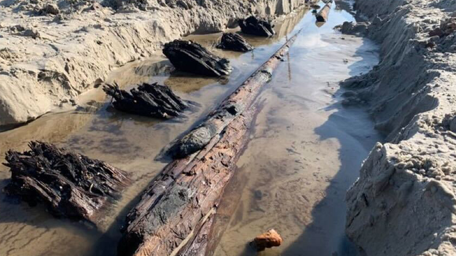 shipwreck remains