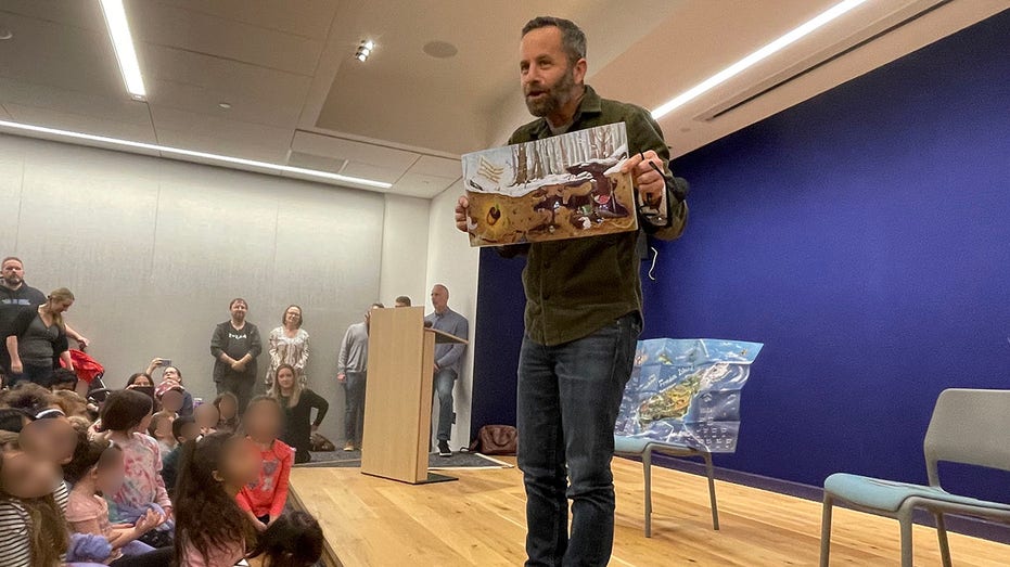 Seattle protesters tell patriotic Kirk Cameron he's 'growing to be a real pain'