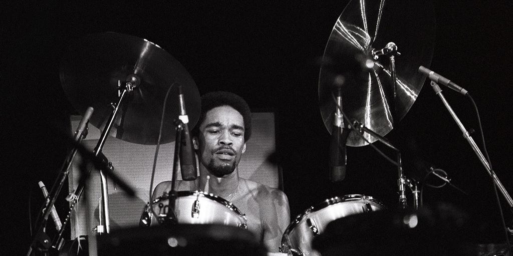 Fred White, Earth, Wind & Fire drummer, dead at 67 - Vimarsana News