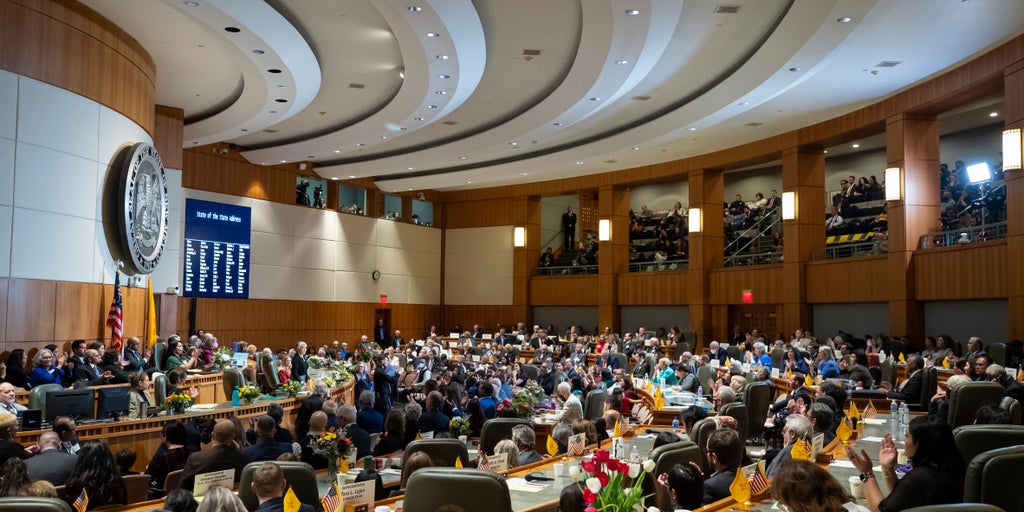 NM bill aimed at protecting communities from climate crisis advances in Legislature - Vimarsana News