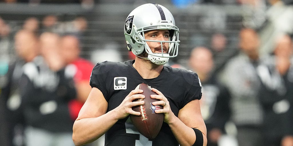 Las Vegas Raiders quarterback Derek Carr is rushed by Pittsburgh News  Photo - Getty Images