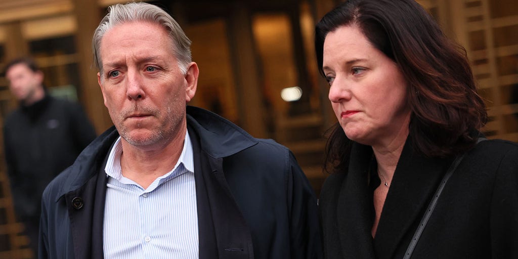Retired FBI counterintel agent reportedly involved in Trump-Russia probe arrested for ties to Russian oligarch - Vimarsana News