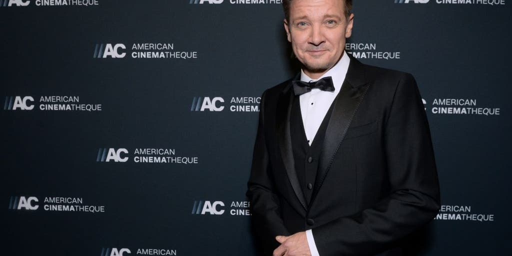 Jeremy Renner shares he's home from hospital as he recovers from horrific snowplow accident - Vimarsana News