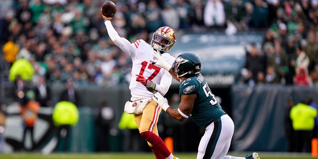 Eagles, 49ers clear benches as Williams slams Wallace to ground