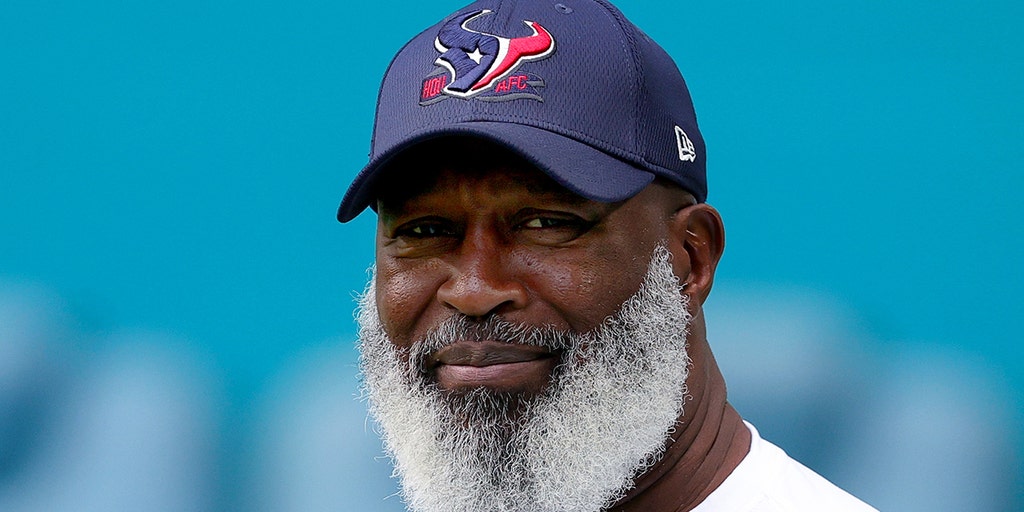 Lovie Smith Fired After 1 Season as Texans HC; Houston Finished 3-13-1, News, Scores, Highlights, Stats, and Rumors