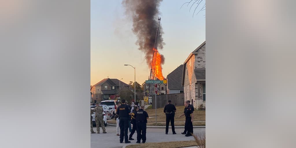 Texas man sets in-laws' home on fire, gets into standoff with police