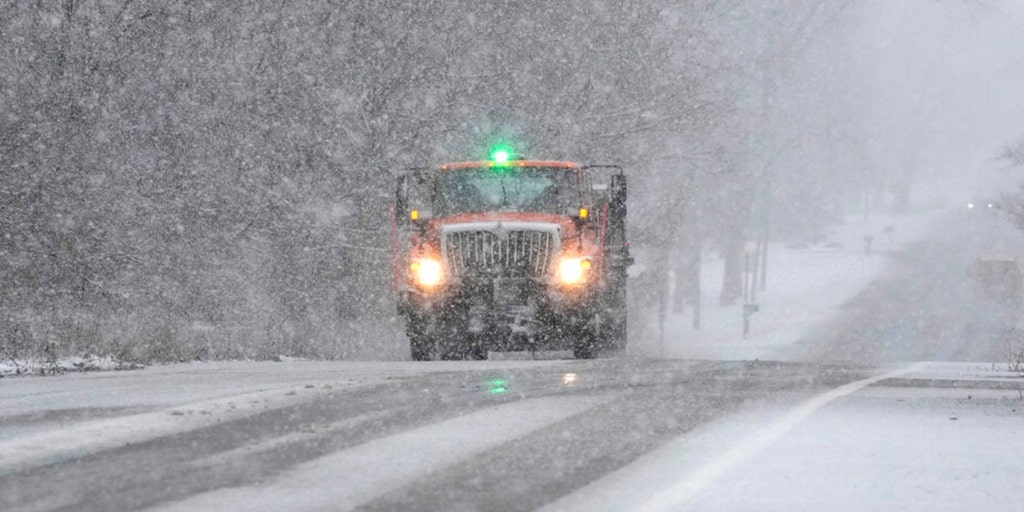 Winter weather moves over Northeast after dumping snow on Michigan, Indiana