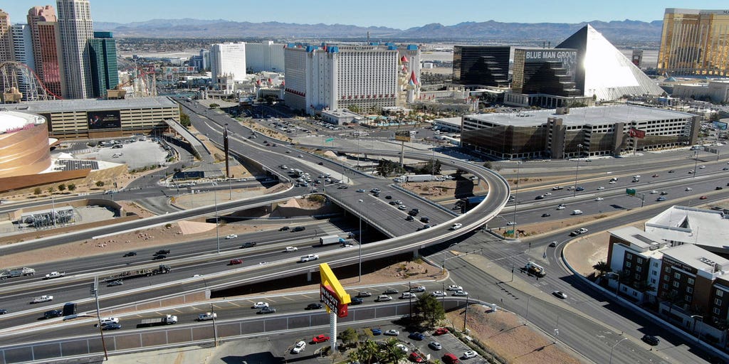 Main stretch in Las Vegas' Interstate 15 will close for weekend