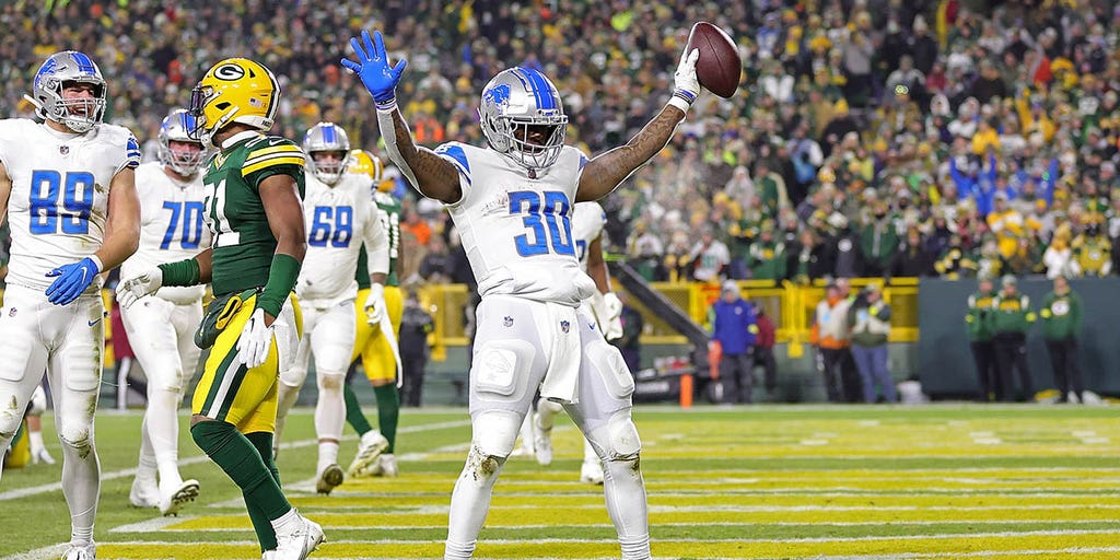 Lions' Jamaal Williams' impassioned huddle breakdown illustrates