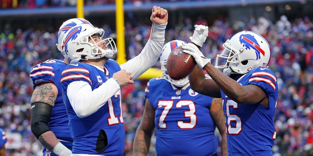 Buffalo Bills Score on Opening Kickoff in First Game Since Hamlin's  Collapse - The New York Times