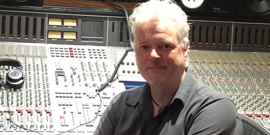 Nashville SWAT officer kills Grammy-winning sound engineer Mark Capps, wanted for assault, kidnapping - Vimarsana News