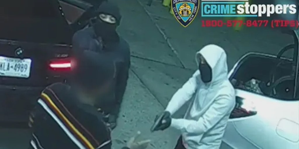 nyc-armed-robbers-2.jpg?ve=1&tl=1