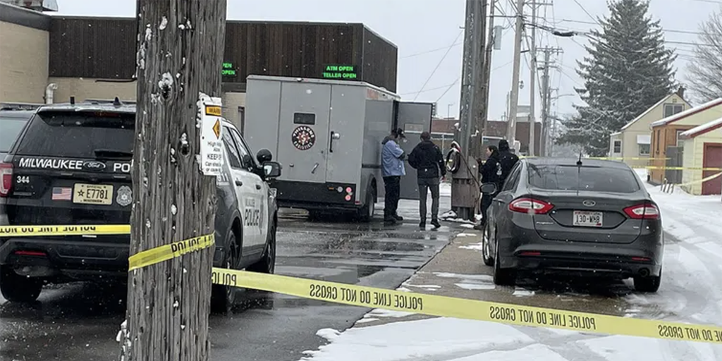 Wisconsin robbers hold up armored truck outside bank, police say