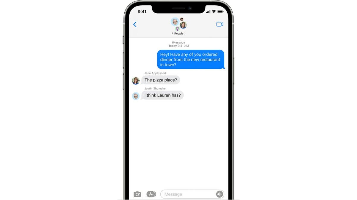 iPhone group chat screenshot