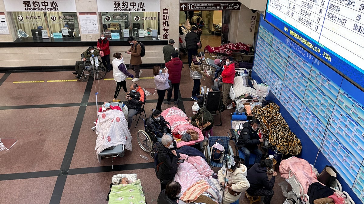 Chinese hospital overwhelmed