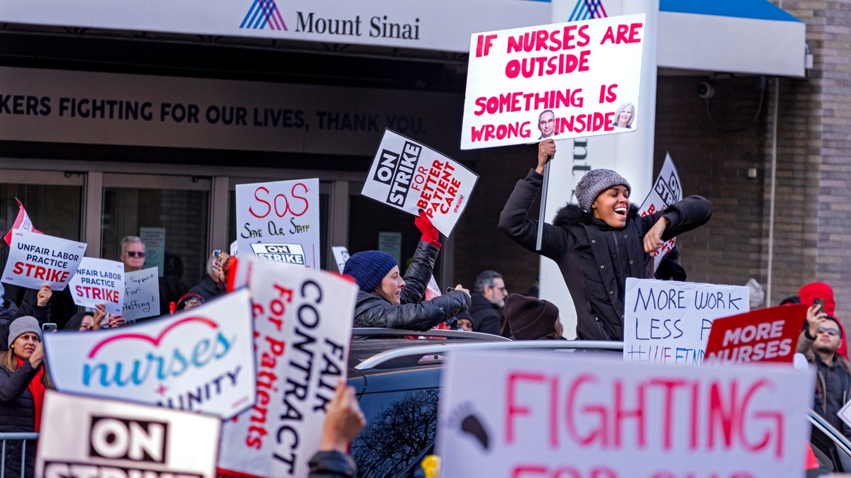 Nurses strike outside Mt. Sinai Hospital