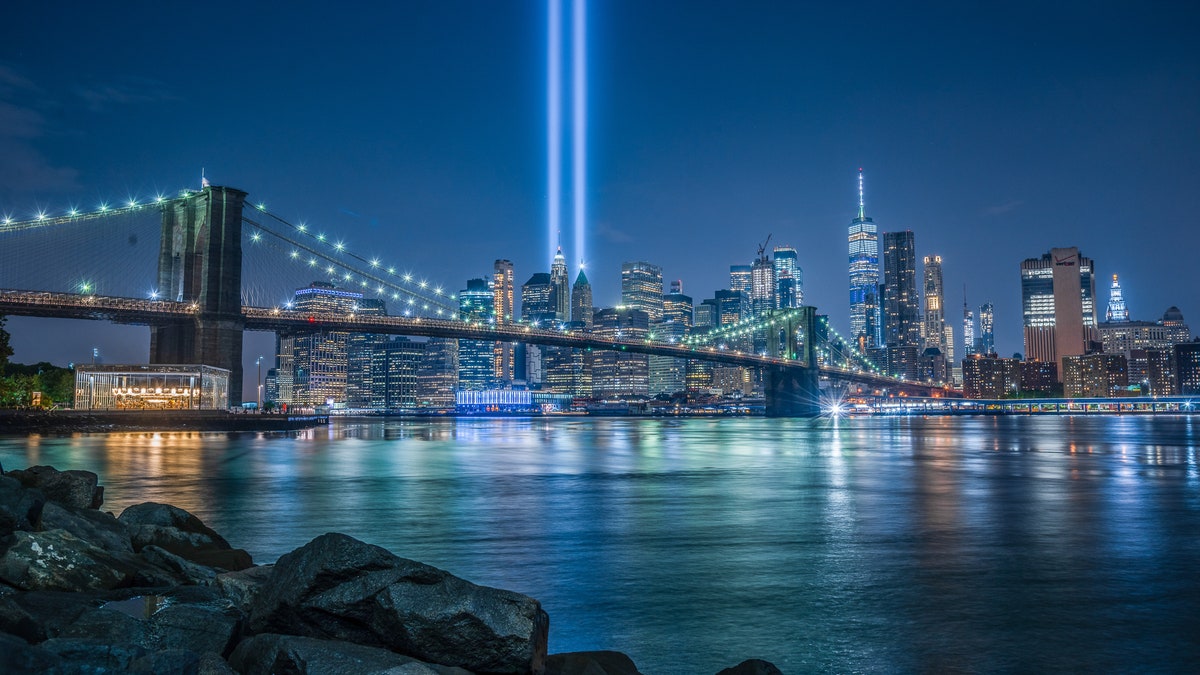 Tribute successful Light 9/11 New York City