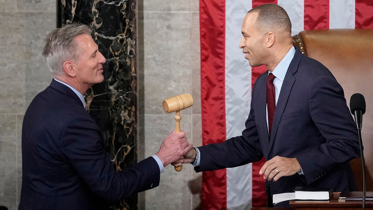 Kevin McCarthy, Hakeem Jeffries