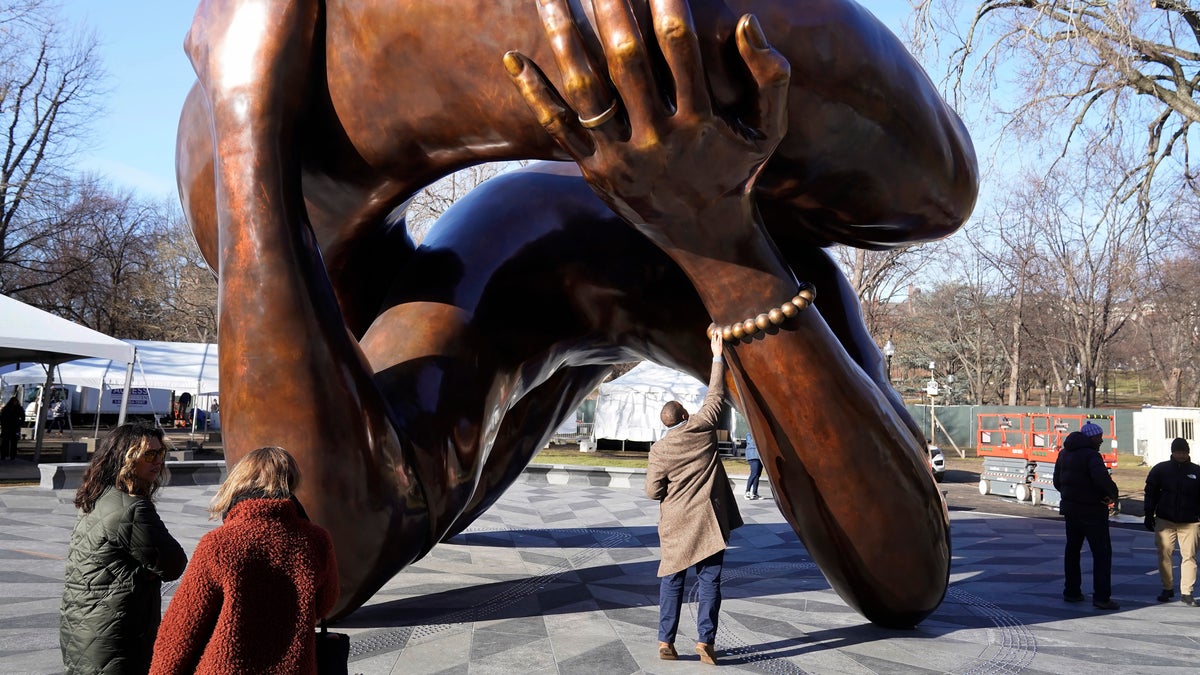 New Martin Luther King Jr. and Coretta Scott King sculpture called ‘hideous’: ‘Fire whoever designed that’