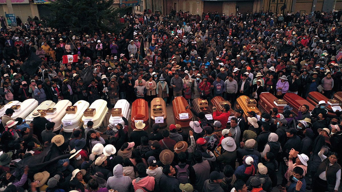 peru funerals after violent unrest