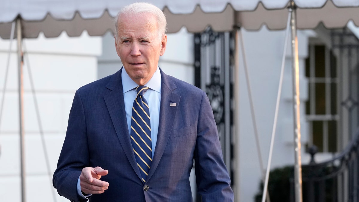 Biden outside before FAA update